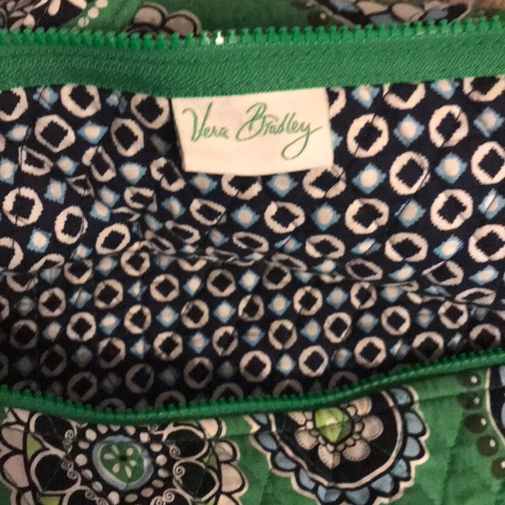 •Vera Bradley• Duffle Bag - Picture 3 of 3